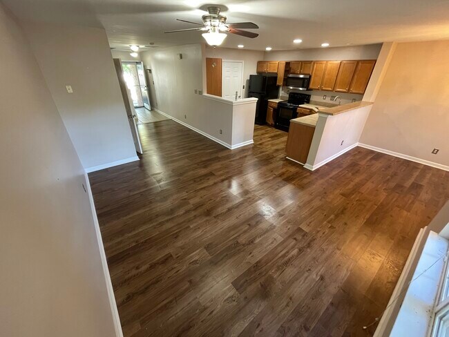Building Photo - 5647 Fellowship Dr