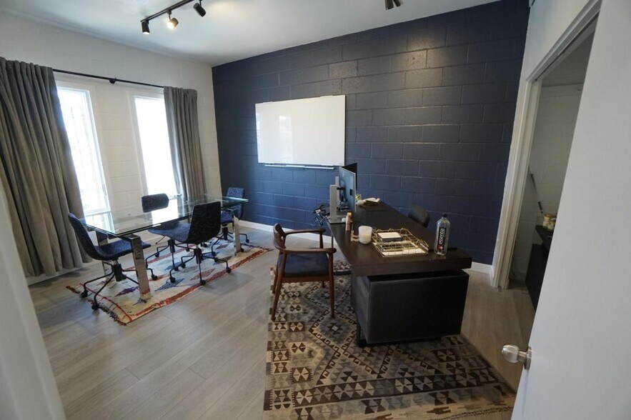 Building Photo - 1509 Abbot Kinney Blvd