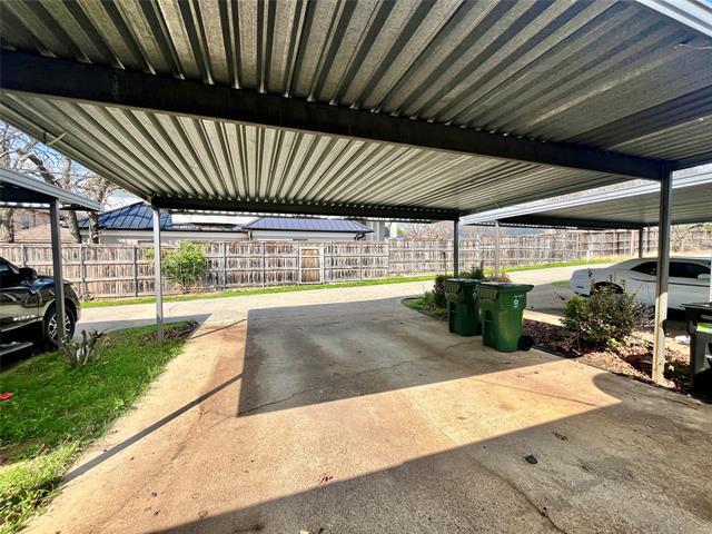 Building Photo - 2403 Kingsford Ct