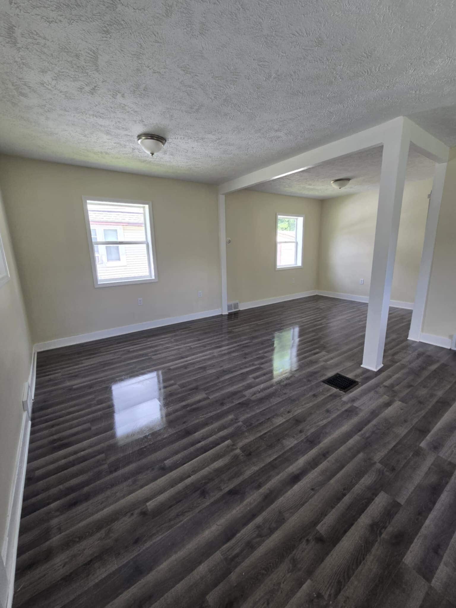 Living room - 826 Clayton St