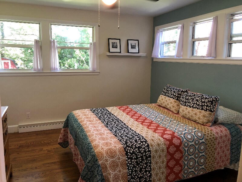 Building Photo - 18 Forestdale Dr