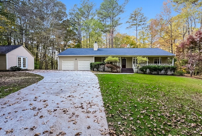 Building Photo - 130 Maple Pl