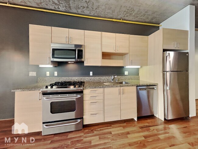 Building Photo - 1818 L St