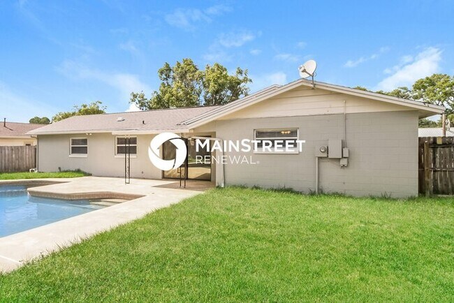 Building Photo - 3 Bedroom Pet-Friendly Home in FERN PARK, ...