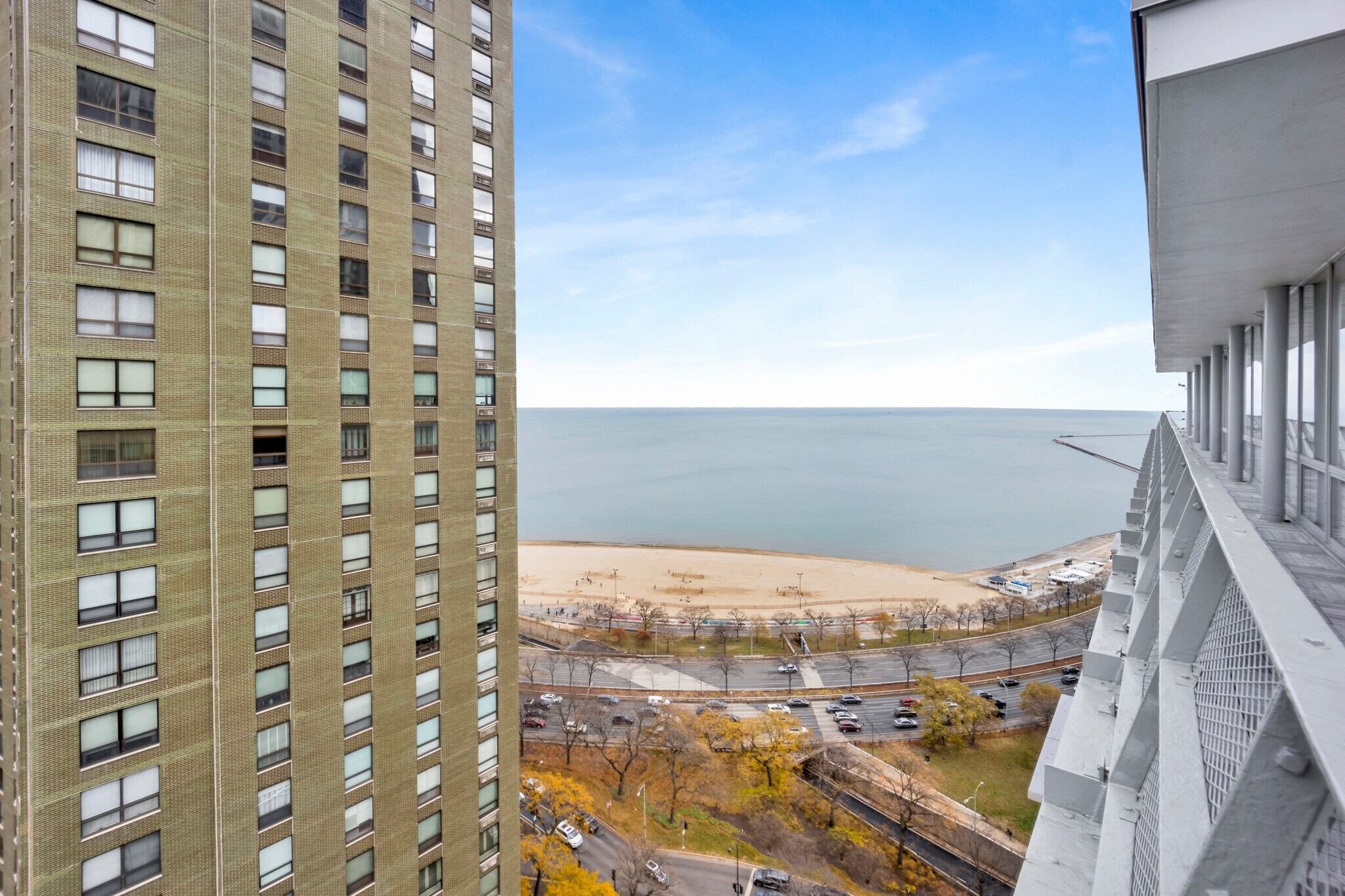 Building Photo - 1000 N Lake Shore Dr