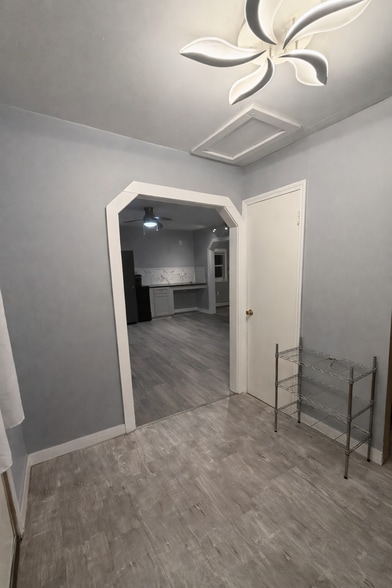 Building Photo - 325 Richfield St