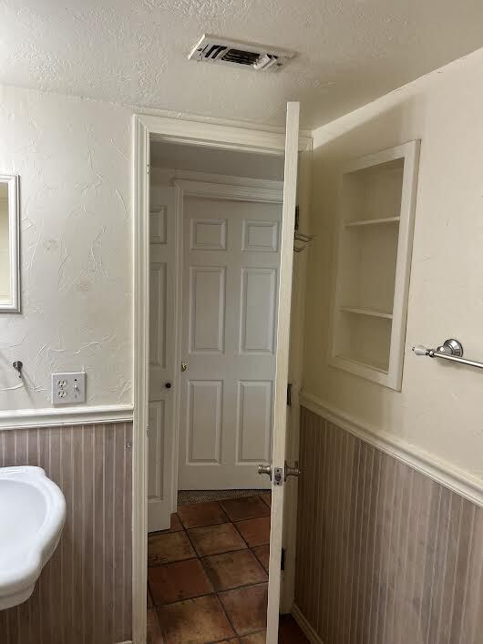 Building Photo - 26601 Primrose Ct