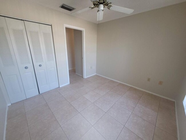 Building Photo - 2932 Stillwell Ct
