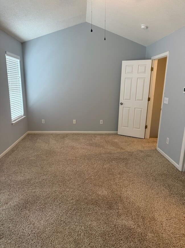 Building Photo - Cozy Townhome in Rachels Keep!