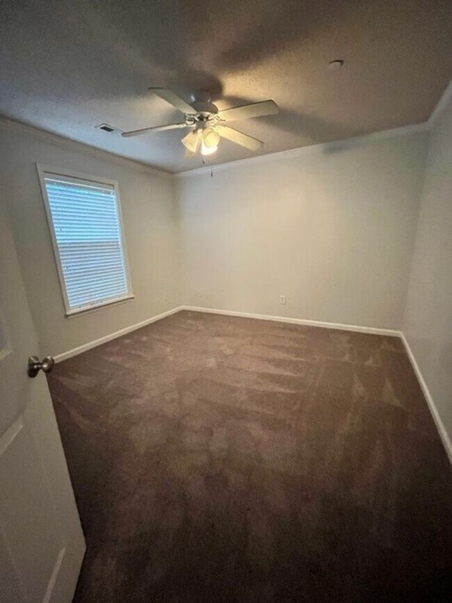 Building Photo - 4290 Cedarcroft Ct