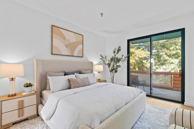 Building Photo - 4250 El Camino Real