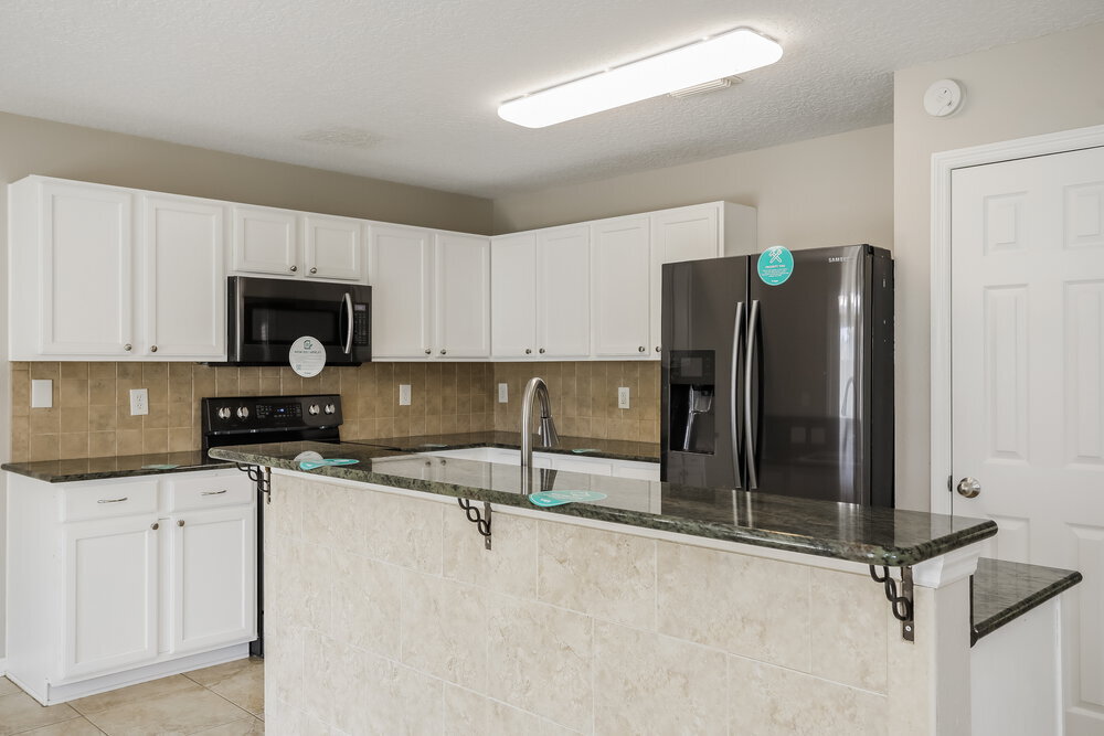 Building Photo - 7109 Beekman Lake Dr