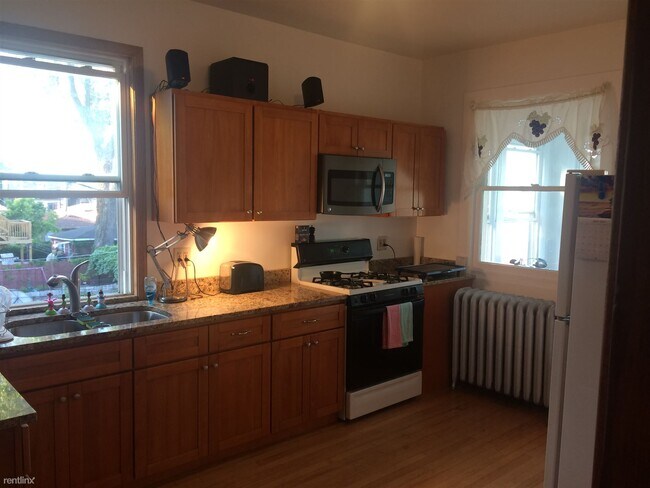 Building Photo - 4917 N Keystone Ave