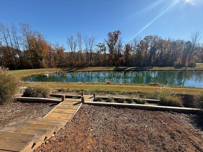 Building Photo - 610 Spaulding St