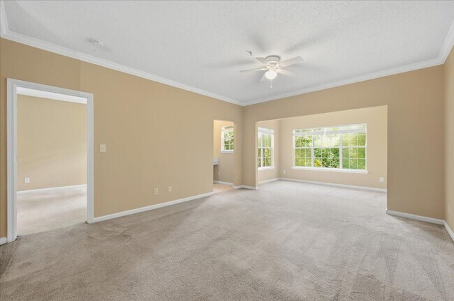 Building Photo - 1202 Walden Park Dr