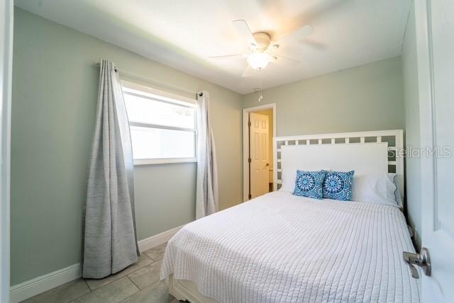 Building Photo - 4825 Floramar Terrace
