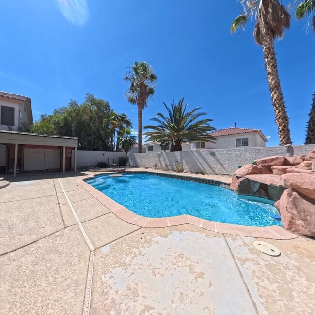 Building Photo - Beautiful 2-Story Home with Pool, Waterfall & Spacious Open Floor Plan!