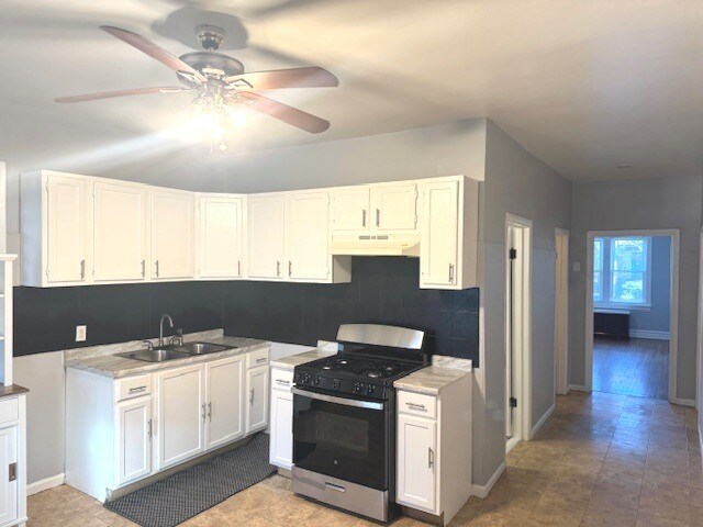 Building Photo - 5131 W Henderson St