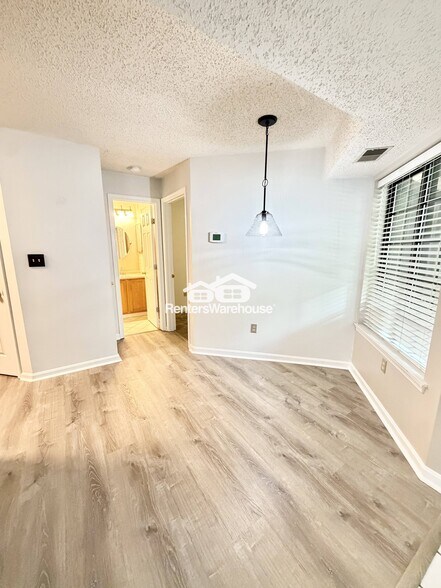 Building Photo - 2510 Airy Hill Cir