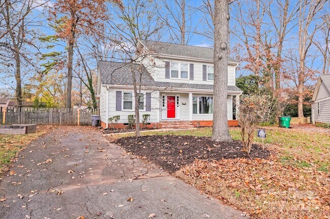 Building Photo - 5001 Vescova Ct