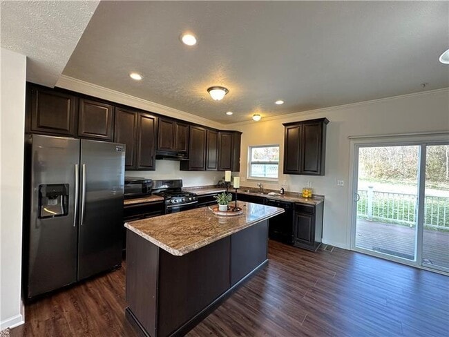 Building Photo - 248 Grace Manor Dr