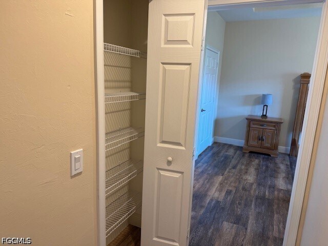 Building Photo - 1502 SW 50th St