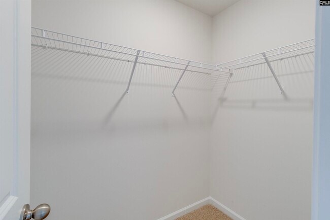 Building Photo - 196 Dunham Rd