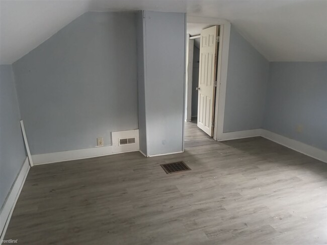 Primary Photo - 3 br, 1 bath House - 124 Gordon Street
