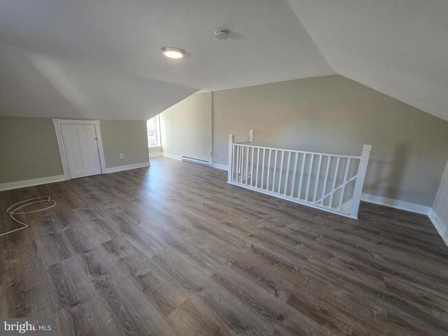 Building Photo - 549 Brunswick Ave