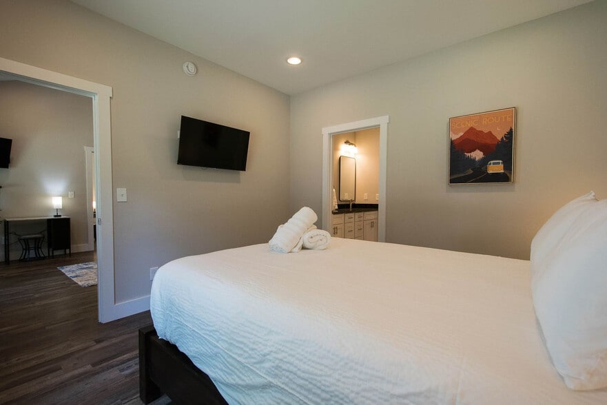 Building Photo - 2328 Greater Druid Hills Blvd