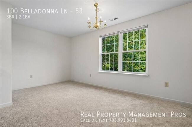 Building Photo - 100 Belladonna Ln