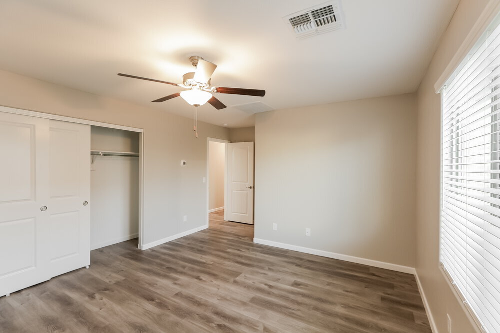 Building Photo - 8039 W Agora Ln