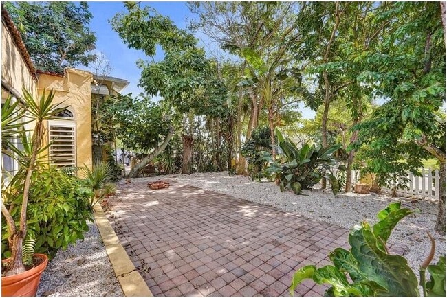 Building Photo - 1818 Florida Ave