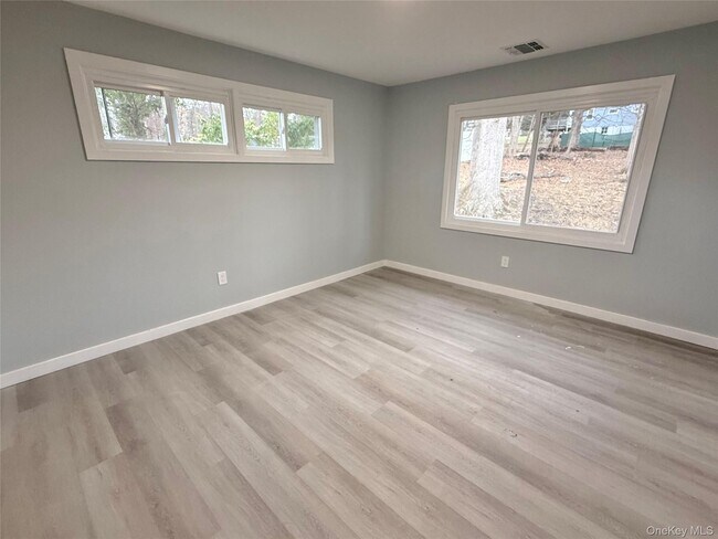 Building Photo - 51 Wileman Ave