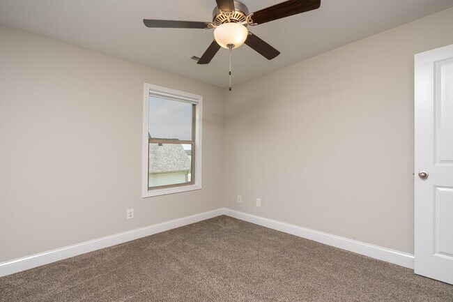 Building Photo - Beautiful 4-Bedroom Home with Bonus Room