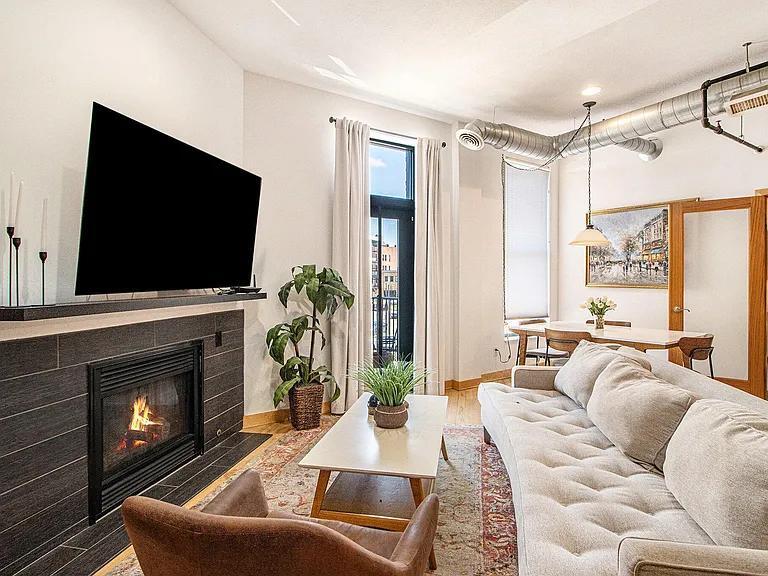 Building Photo - 222 N Kalamazoo Mall