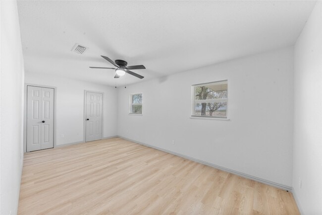 Building Photo - 3137 FM200