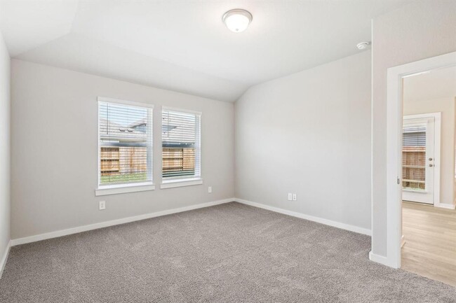 Building Photo - 14318 Azalea Tree Dr