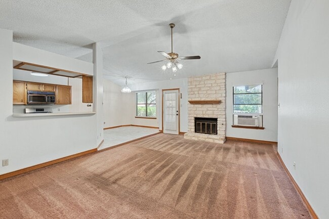 Building Photo - Heart of Pflugerville