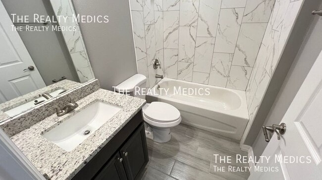 Building Photo - 276 Santo Domingo Ave SW