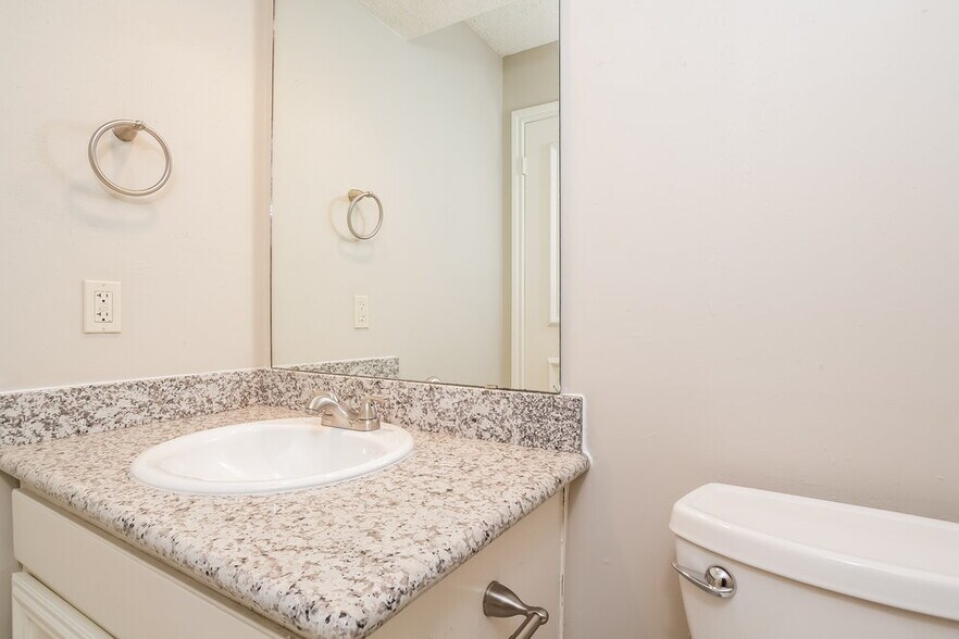 Building Photo - 4714 Cashel Castle Dr