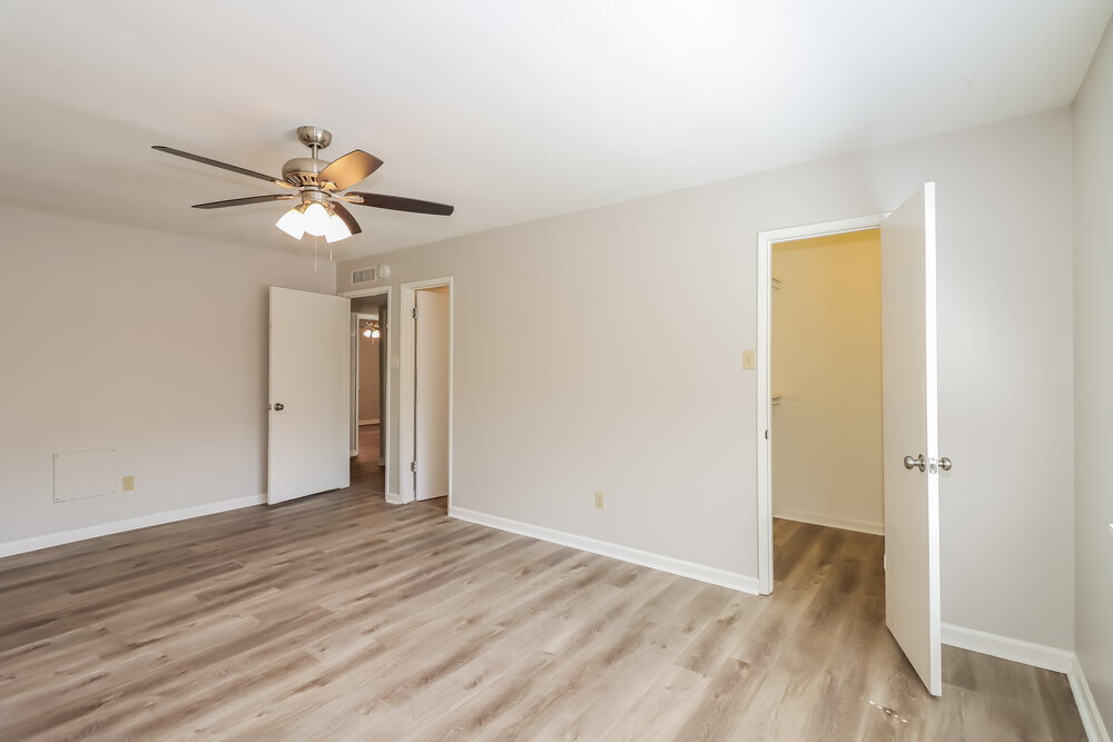 Building Photo - 15411 Empanada Dr