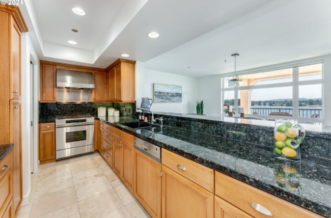 Building Photo - HALF MONTH FREE OF RENT Elegant Riverfront...