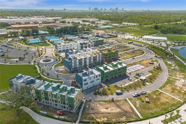 Building Photo - 2362 Brix St