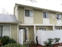 Building Photo - 1450 Turkey Ridge Rd