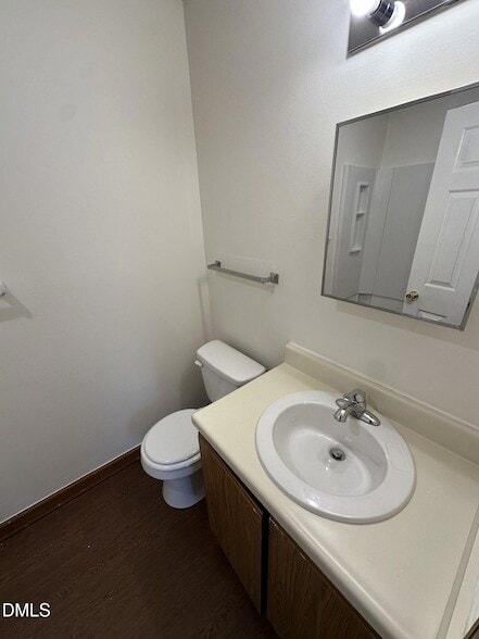 Building Photo - 3533 Ivy Commons Dr