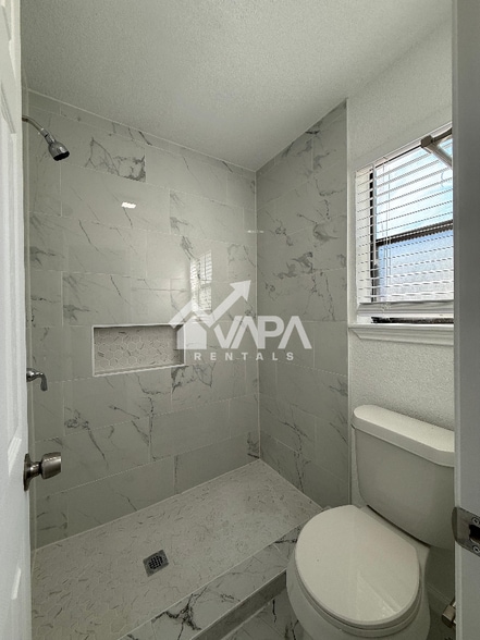 Building Photo - 11411 Big Elk Dr