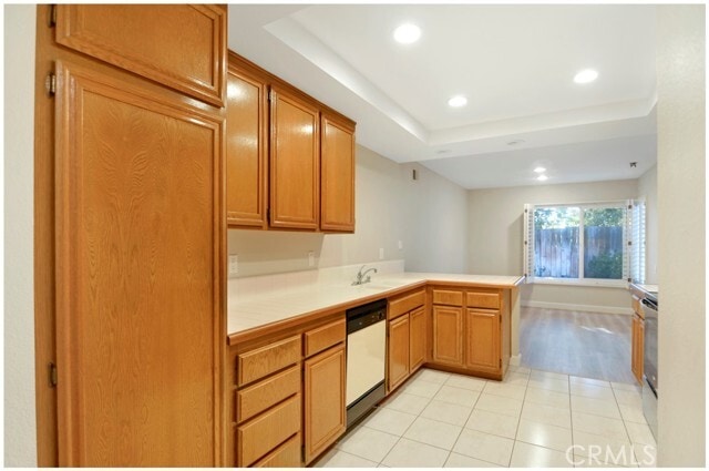 Building Photo - 88 Summerstone