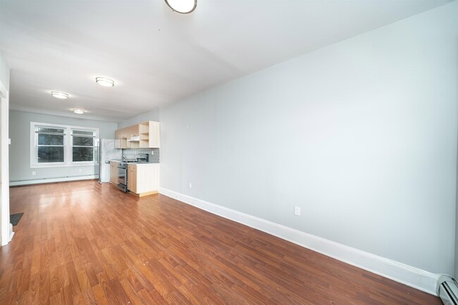 Building Photo - 213 Ogden Ave.