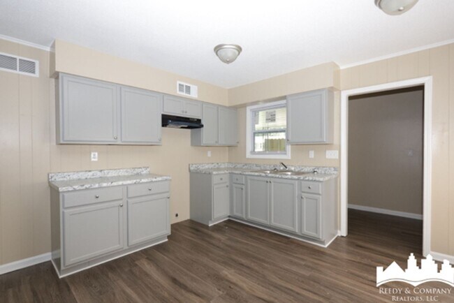 Building Photo - 4278 Mikewood Cove